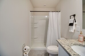 Apartment (3 Bedrooms) | Interior - Charming Townhome < 1 Mi to Zoo & Luray Caverns! (Luray)