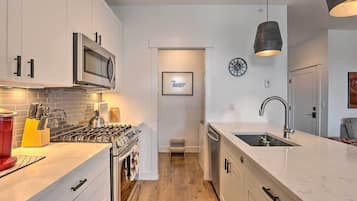 Apartment (1 Bedroom) | Interior