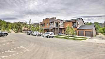 Apartment (1 Bedroom) | Interior