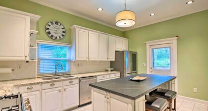 Chic Atlanta Home w/ Fire Pit - Near Midtown!