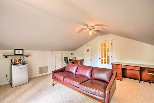 Chic Atlanta Home w/ Fire Pit - Near Midtown!