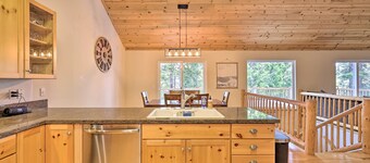 Cold Springs Mountain Cabin: Hot Tub & Generator