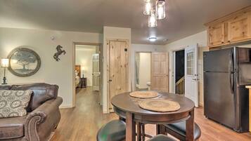 House (1 Bedroom) | Interior