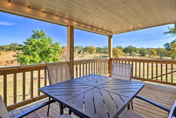 Interior - Cozy Fredericksburg Studio Near Wineries! (Fredericksburg)