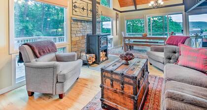 Conway Area Chalet w/ Mountain Views & Fire Pit!