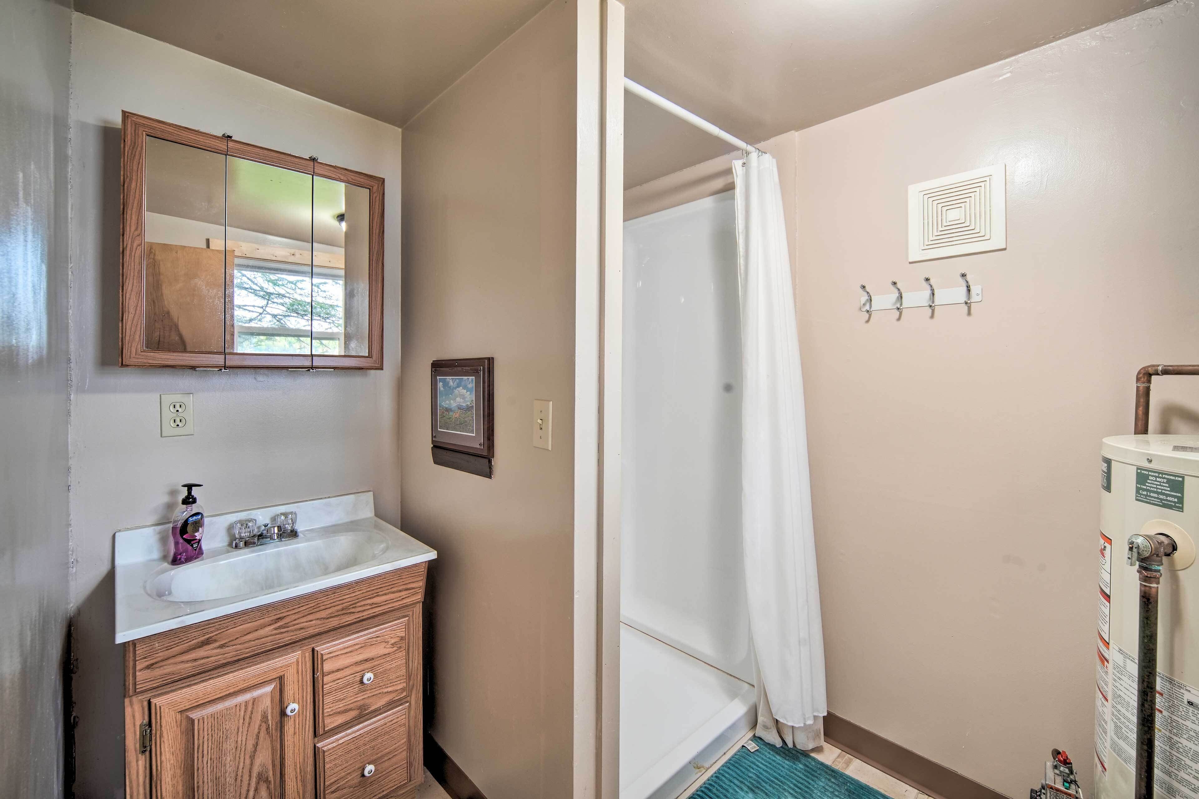 House (2 Bedrooms) | Interior