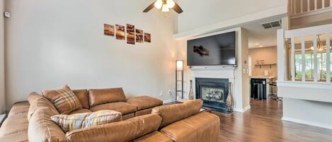 Apartment (3 Bedrooms) | Front of property