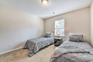 Apartment (3 Bedrooms) | Interior - Chic Charlotte Townhome w/ Community Pool (Charlotte)