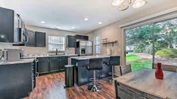 Apartment (3 Bedrooms) | Interior