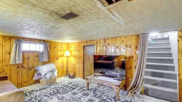 ํ์ฐ์ค (3 Bedrooms) | ๋ด๋ถ