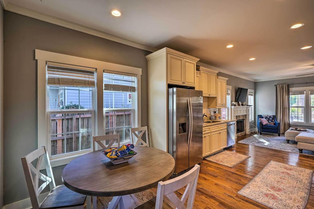 Cozy Southern Pines Retreat 1 Mi to Downtown! - Marston, NC