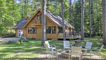 House (4 Bedrooms) | Front of property