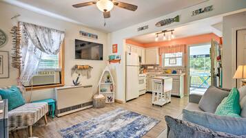 ููุฎ (1 Bedroom) | ุงูู
ูุดุฃุฉ ู
ู ุงูุฏุงุฎู