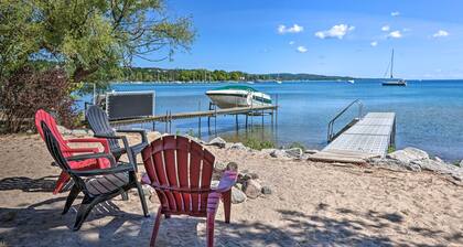 Rustic Suttons Bay Cottage: Shared Dock & Fire Pit