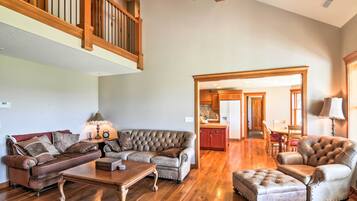 Rumah (6 Bedrooms) | Interior