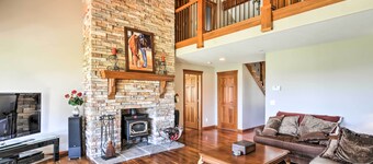 Custom Home w/ Decks in Boulder! Gateway to Parks!