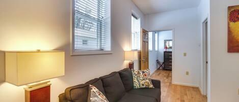 Apartment (1 Bedroom) | Interior