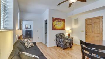 Apartment (1 Bedroom) | Interior