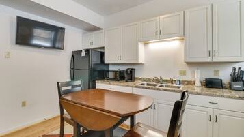 Apartment (1 Bedroom) | Interior