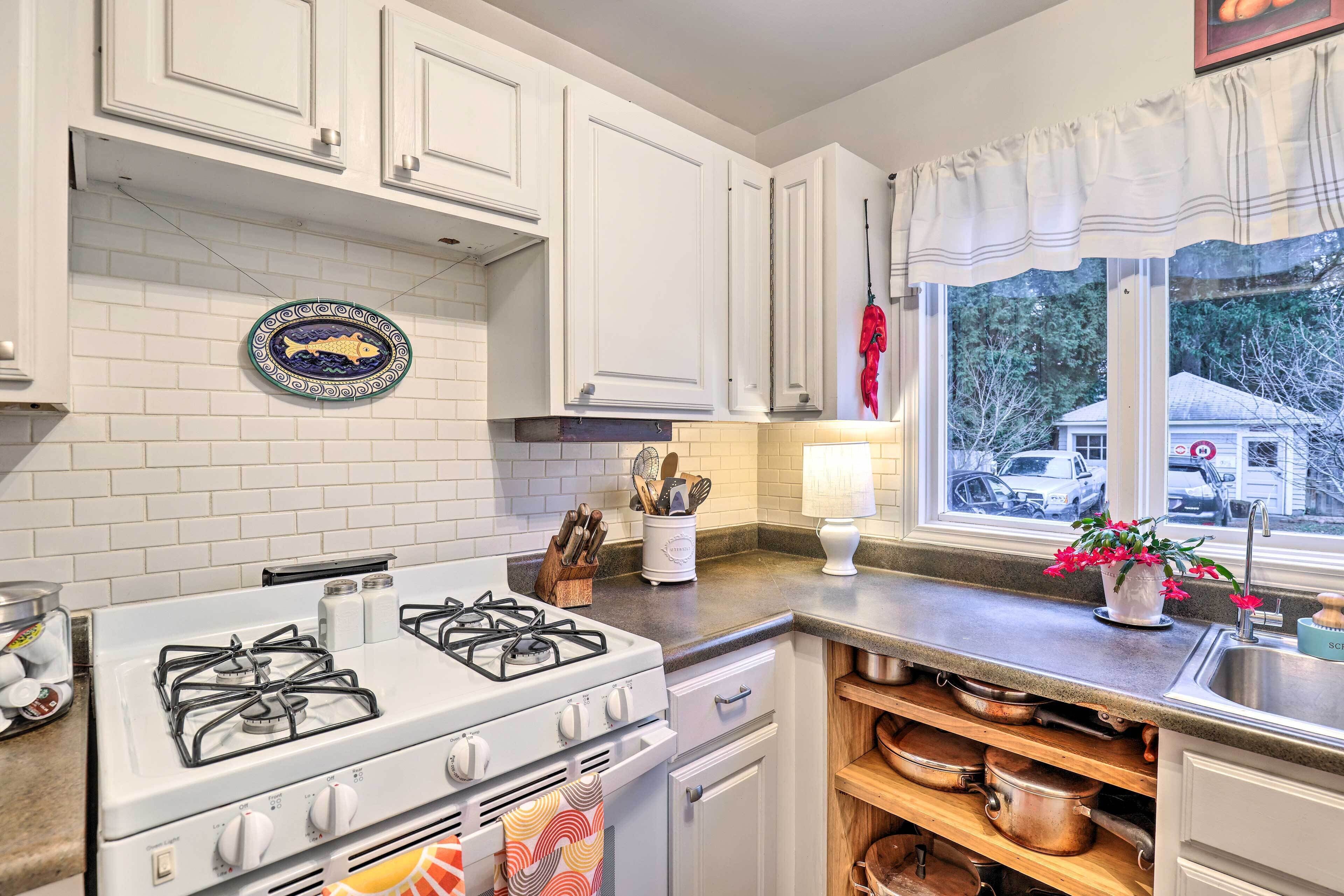 Dog-friendly East Rochester Getaway w/ Yard!