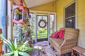 House (4 Bedrooms) | Interior - Dreamy Homestead Escape: Patio, Ranch On-site (Crossville)