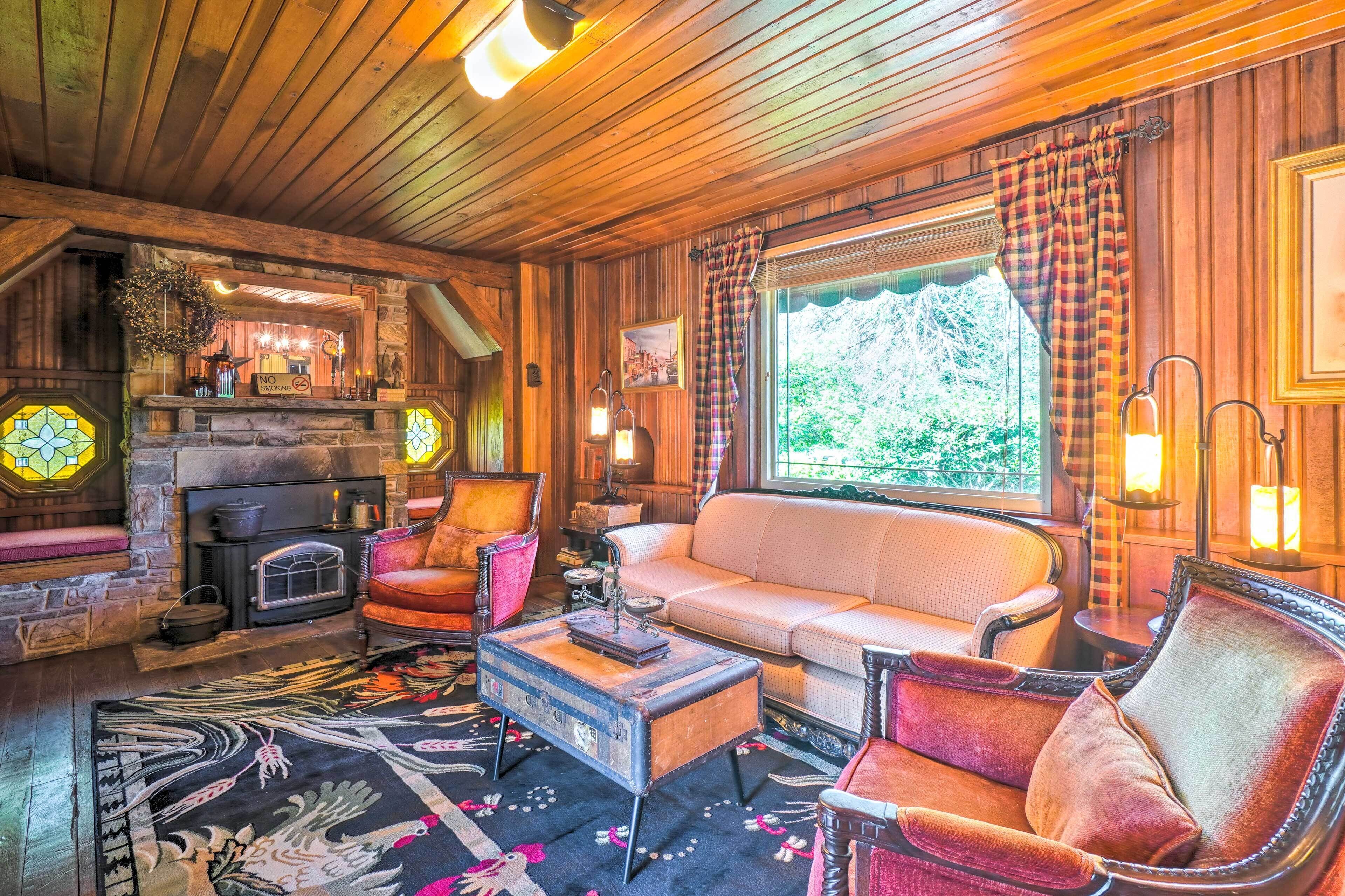 Dreamy Homestead Escape: Patio, Ranch On-site