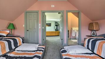 Cottage (2 Bedrooms) | Interior