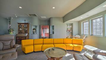 Cottage (2 Bedrooms) | Interior