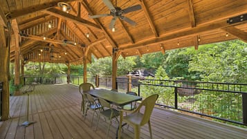 Cottage (2 Bedrooms) | Interior