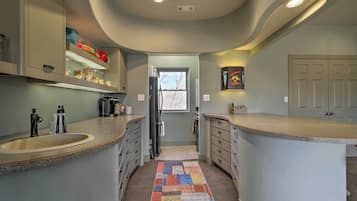 Cottage (2 Bedrooms) | Interior