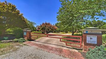 Cottage (2 Bedrooms) | Interior