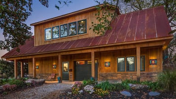 Cottage (2 Bedrooms) | Interior