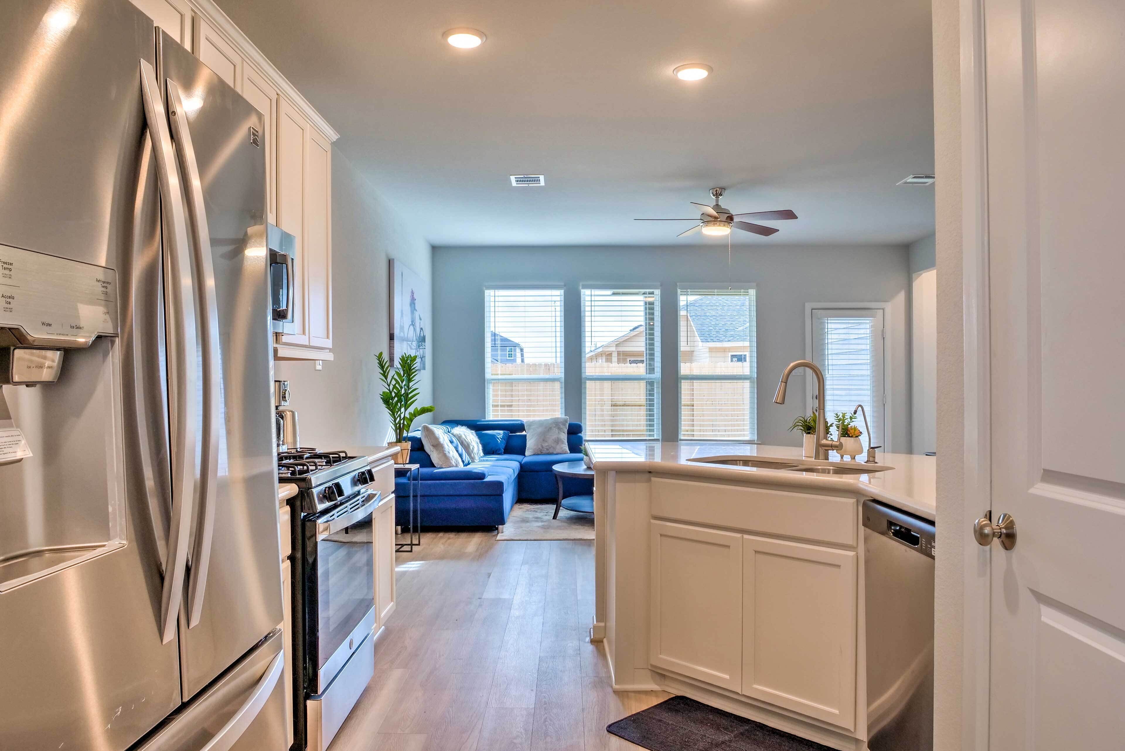 Family-friendly Home ~ 25 Mi to Dtwn Houston!