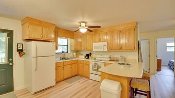 Cottage (3 Bedrooms) | Interior