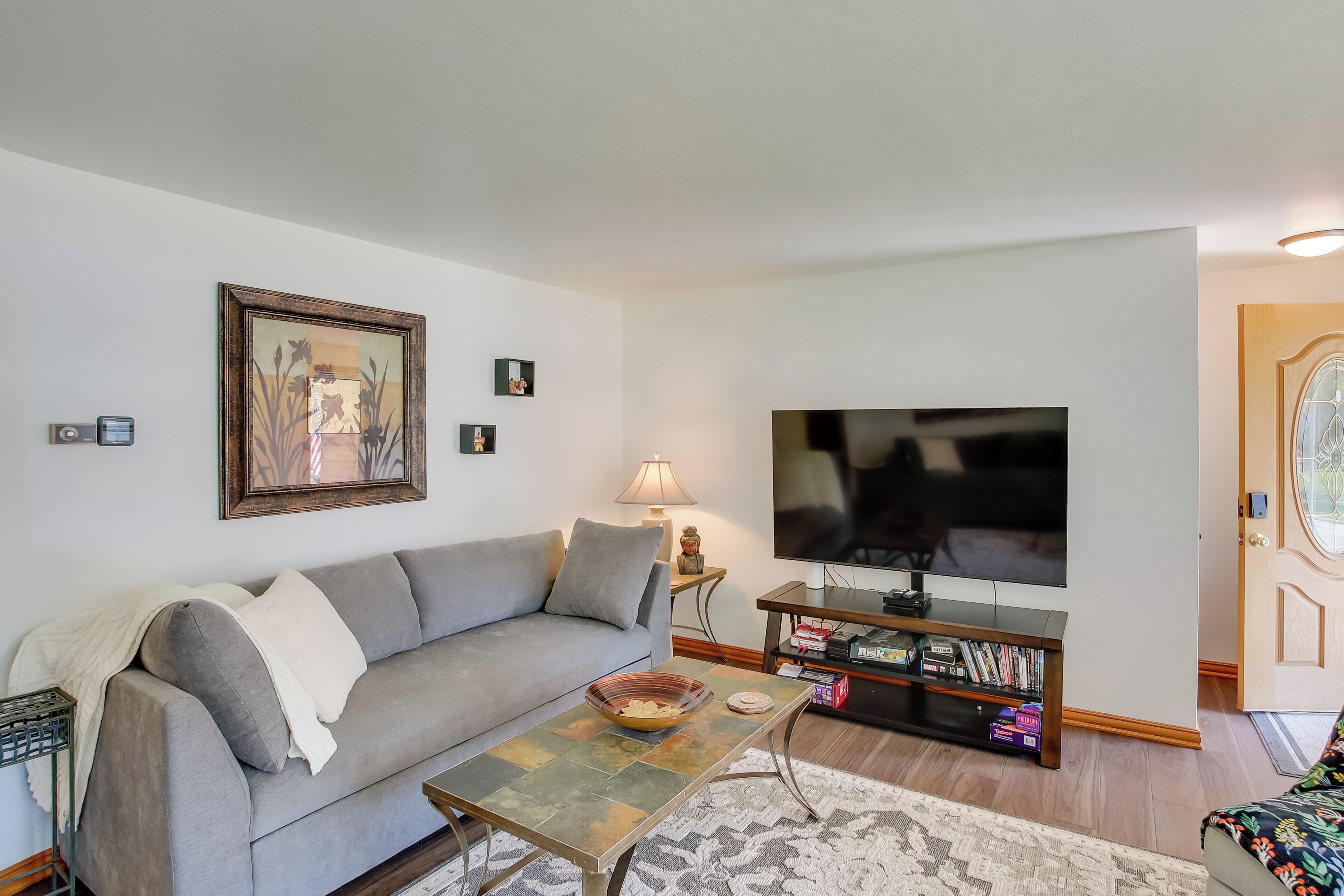 Green Bay All The Way! Half Mile to Lambeau Field!