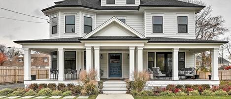 Casa (Multiple Bedrooms) | Exterior