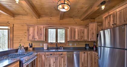 Family-friendly Warsaw Cabin w/ Deck & Fireplace!