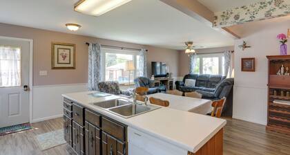 Home w/ Screened-in Porch < 1 Mi to Lake Erie