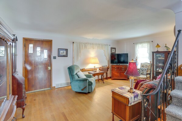 House (4 Bedrooms) | Interior