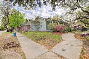 Apartment (0 Bedroom) | Interior