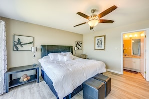 Apartment (2 Bedrooms) - Hot Springs Lakefront Condo w/ Marina Access! (Hot Springs)