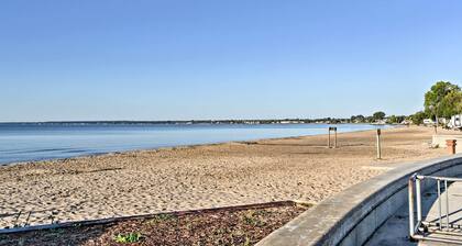 East Tawas Apartment Near Lake Huron & Downtown!