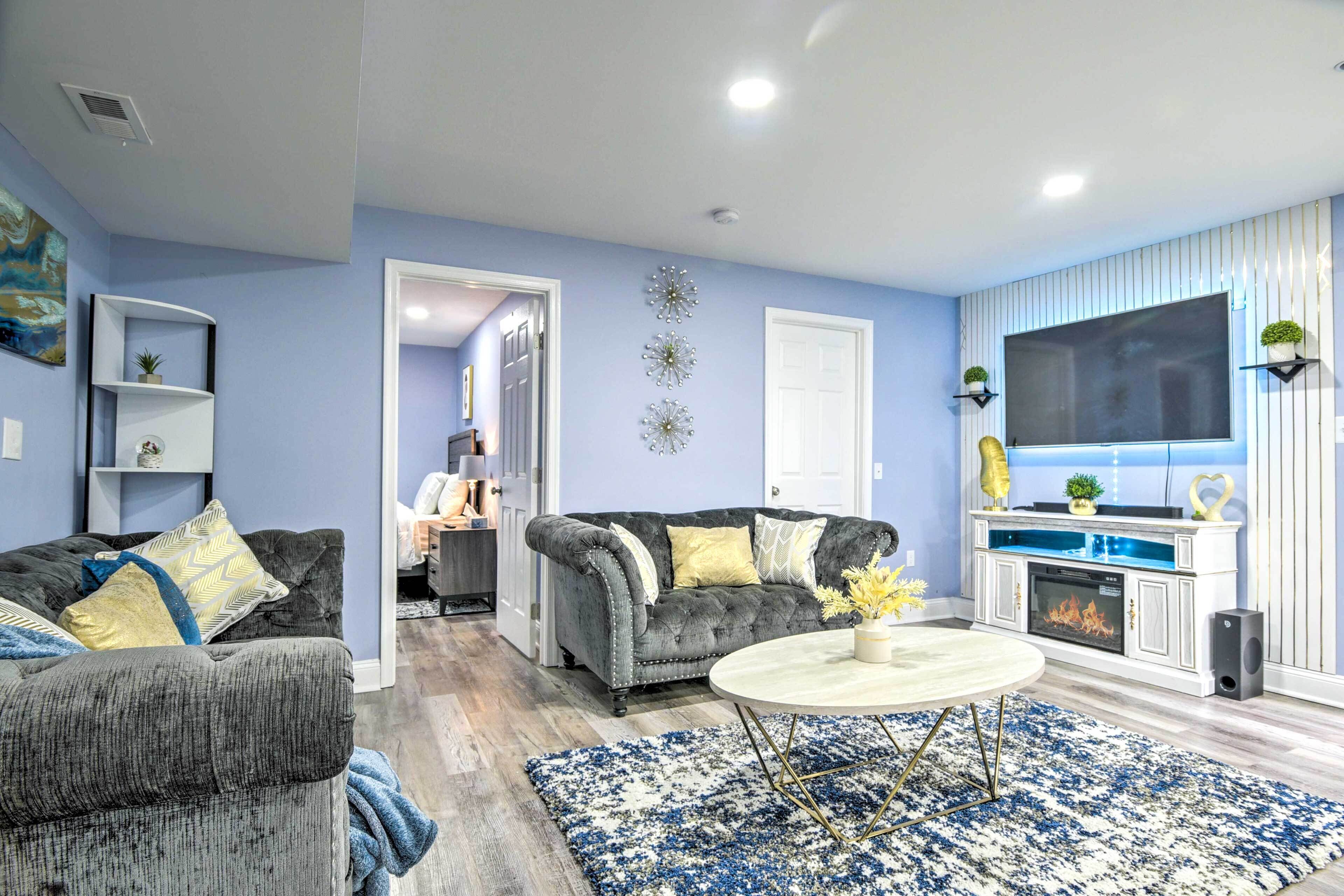 Joppatowne Home w/ Private Deck & Fireplace!