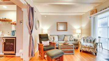 Apartment (0 Bedroom) | Interior