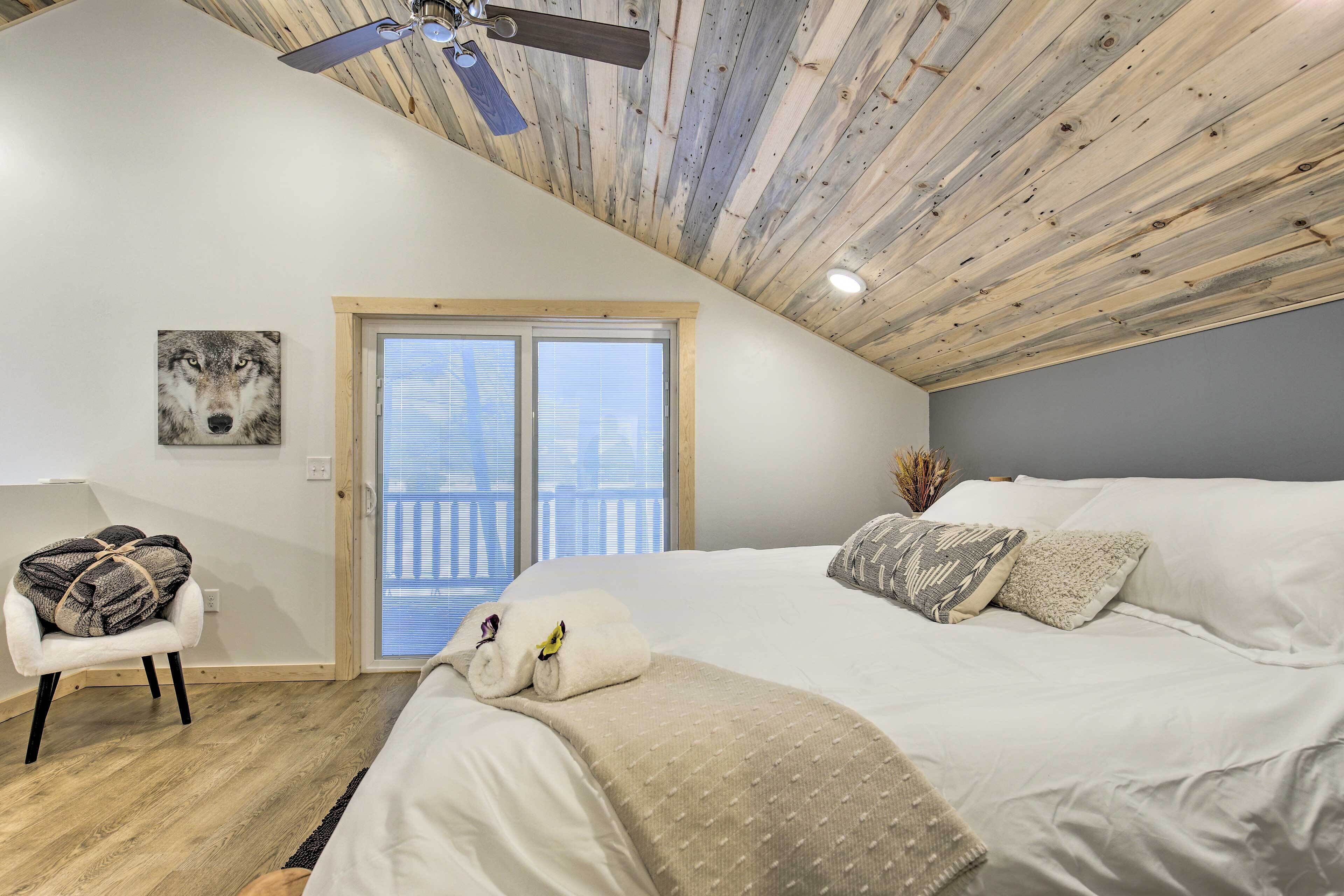 6 bedrooms, bed sheets