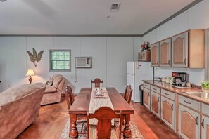 House (1 Bedroom) | Interior - Heavenly Heber Springs Hideaway: Fish & Hike! (Heber Springs)