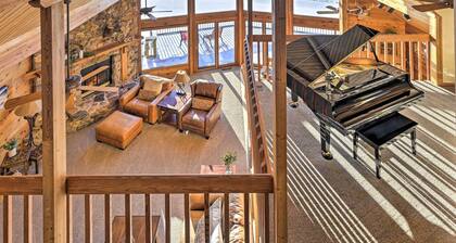 Lodge w/ Indoor Pool, Along Devil's Lake Park