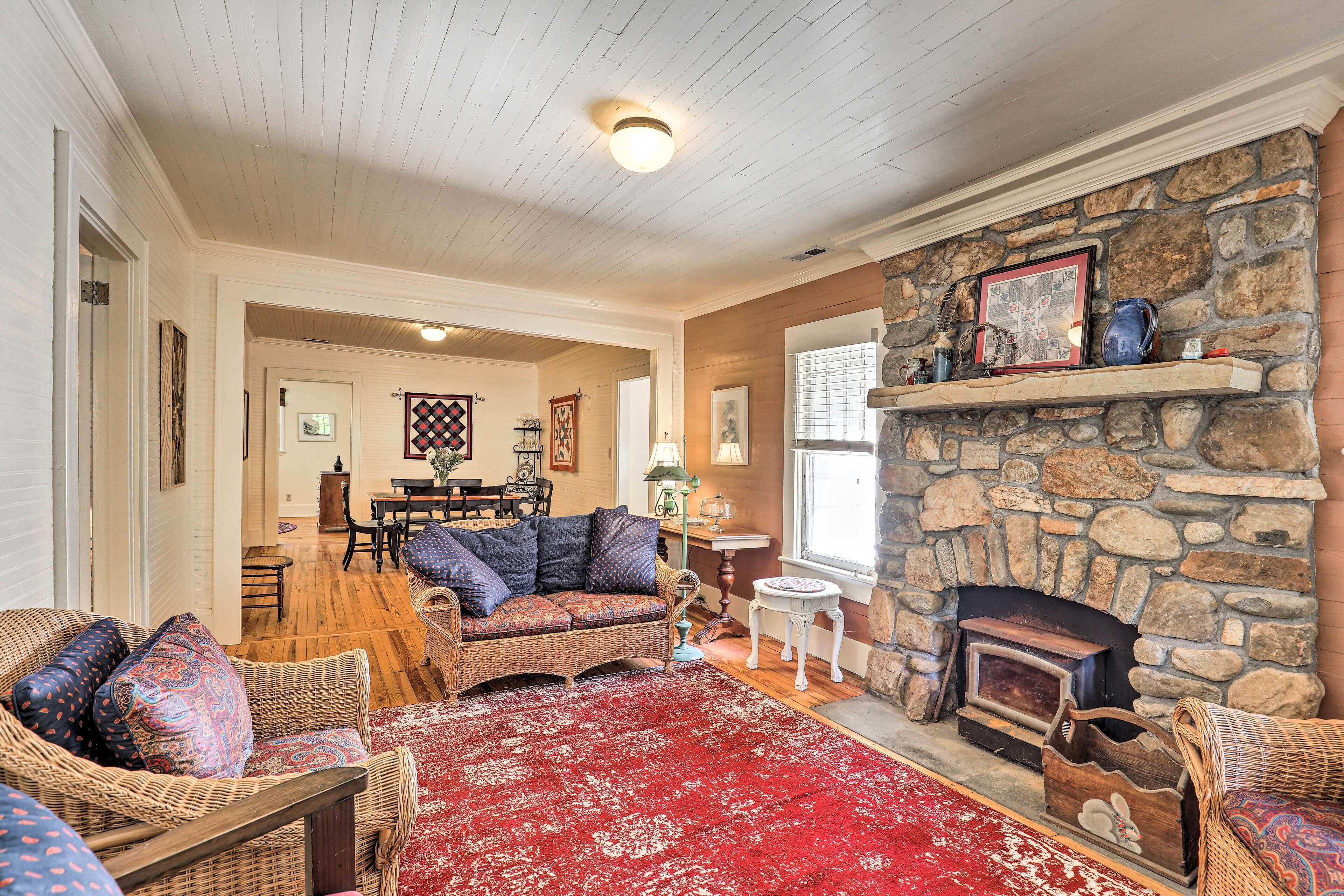 'momma Rhodes' Cozy Home Near Blue Ridge Pkwy