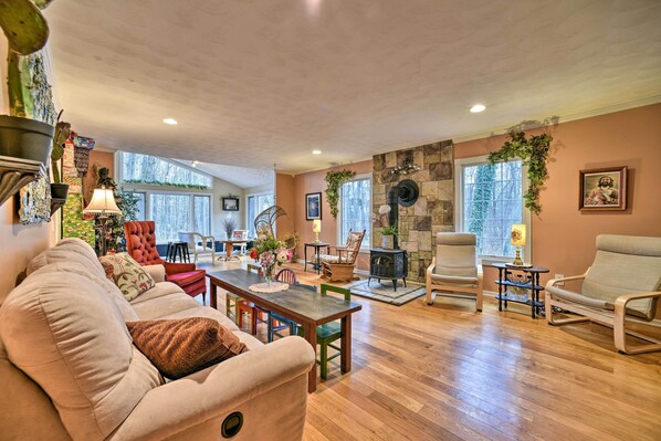 House (3 Bedrooms) | Interior