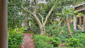 Apartment (0 Bedroom) | Interior